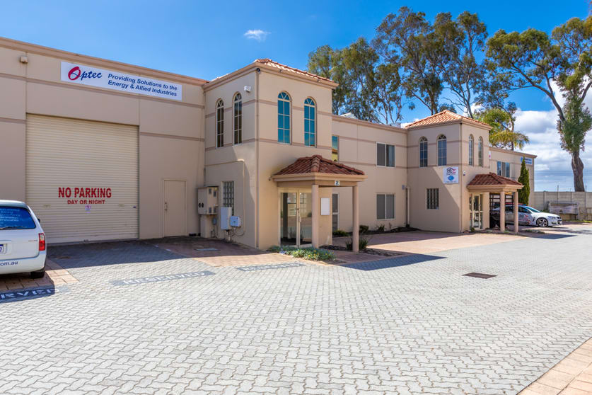 Click to view all images 2/7 Hector Street West Osborne Park WA 6017 - Image 1