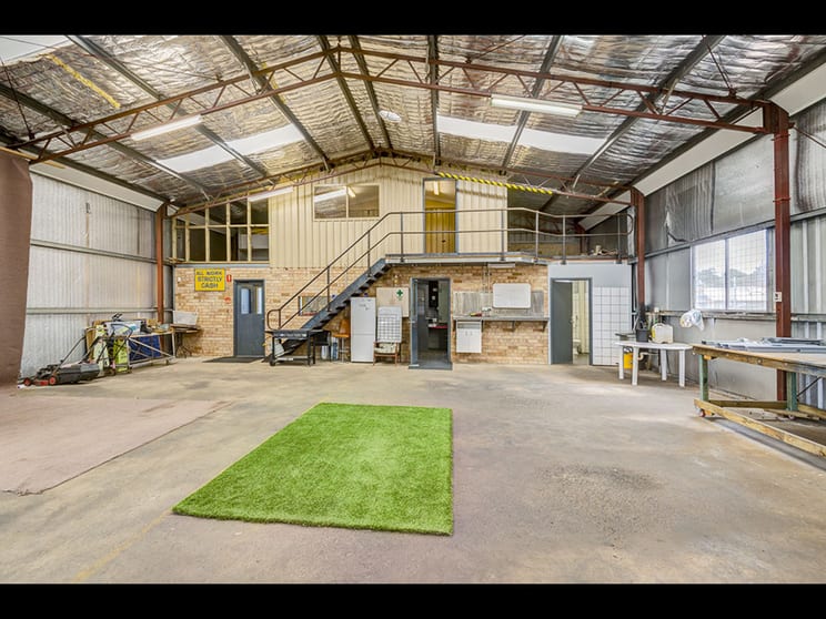 Click to view all images 14 Verschuer Place Davenport WA 6230 - Image 1