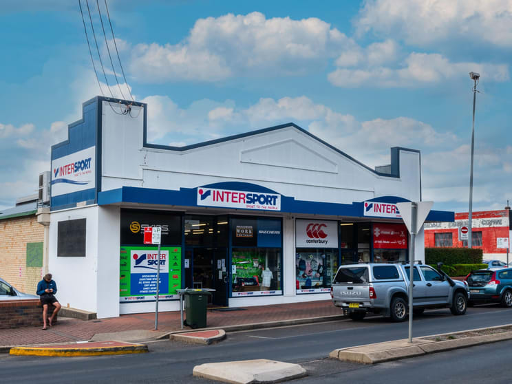 Click to view all images 151 Rusden Street Armidale NSW 2350 - Image 3