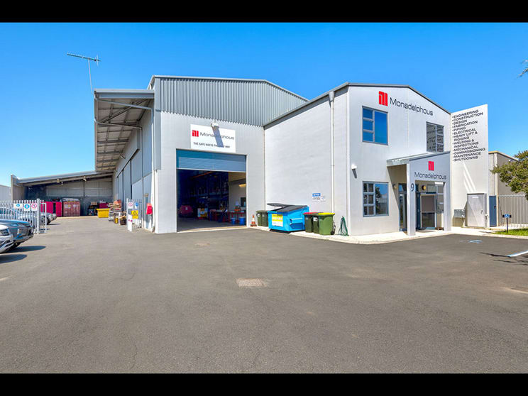 Click to view all images 9 Marchant Street Davenport WA 6230 - Image 3