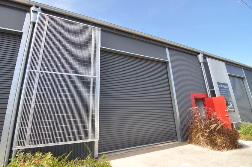 Click to view all images 2/165 Boundary Street Railway Estate QLD 4810 - Image 2