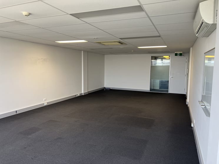 30/204-218 Dryburgh Street North Melbourne VIC 3051 - Image 3