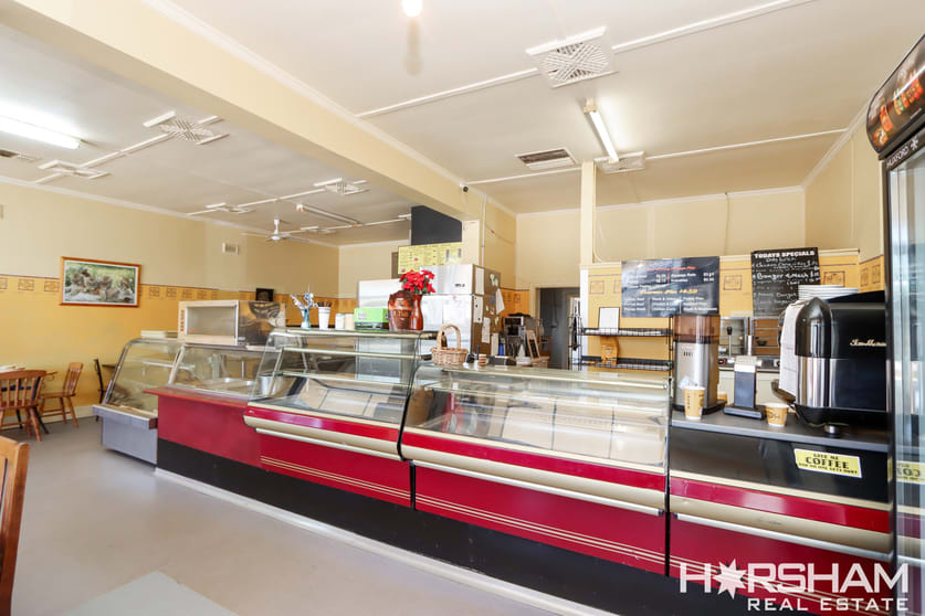 Click to view all images 52-54 Elizabeth Street Edenhope VIC 3318 - Image 3