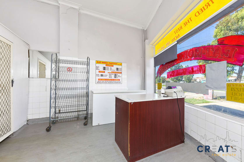 Click to view all images 1D Bell Street Sunshine West VIC 3020 - Image 2