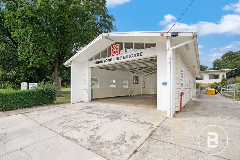 Click to view all images 307 Learmonth Street Buninyong VIC 3357 - Image 1