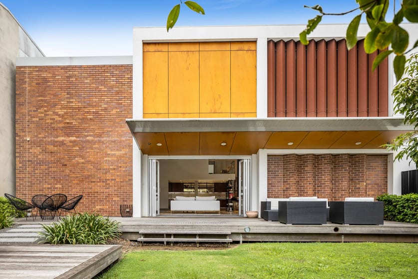 Click to view all images 14 - 16 Hill Street Toowoomba City QLD 4350 - Image 2