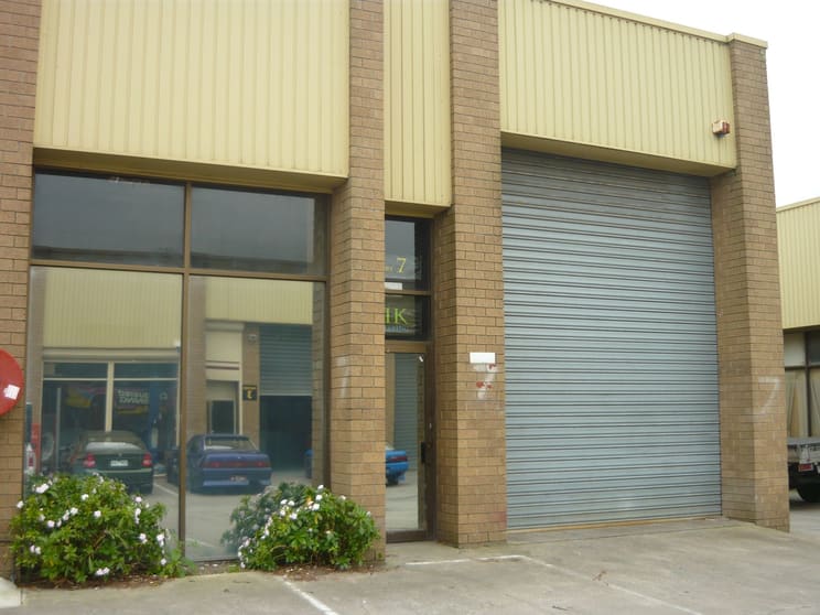 Click to view all images 7 & 8/599-601 Chandler Road Keysborough VIC 3173 - Image 1