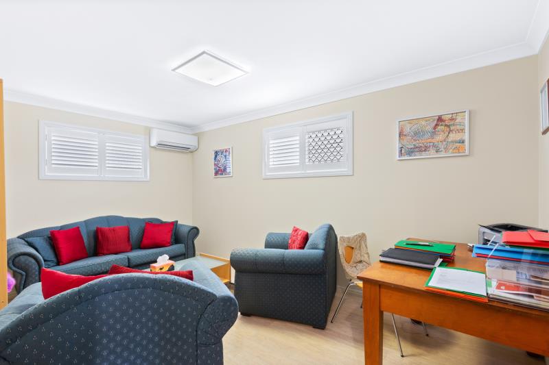 Click to view all images Whole of the property/230 Canning Street Allenstown QLD 4700 - Image 3