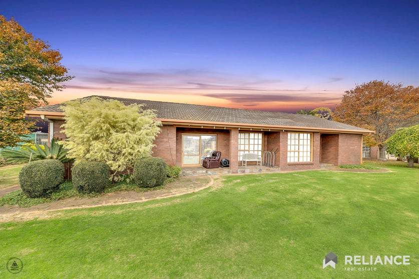 Click to view all images 2 A Simpson Street Bacchus Marsh VIC 3340 - Image 1