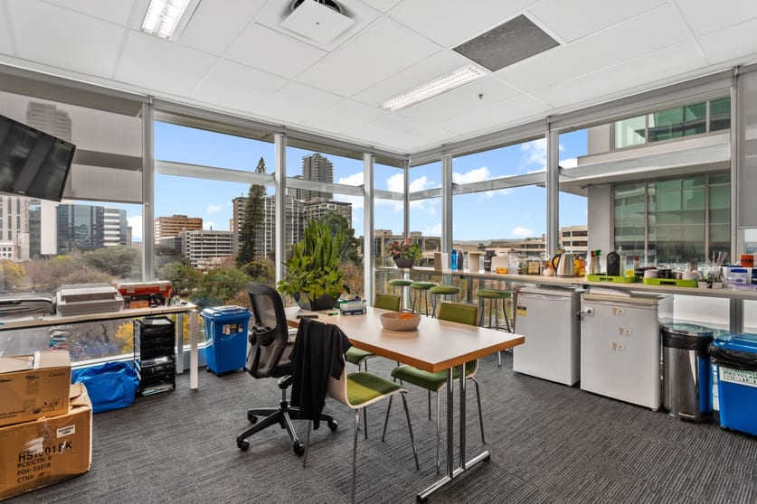 Click to view all images Unit 406/147 Pirie Street Adelaide SA 5000 - Image 1