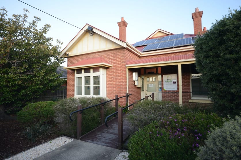 Click to view all images 265 Main Street Bairnsdale VIC 3875 - Image 1