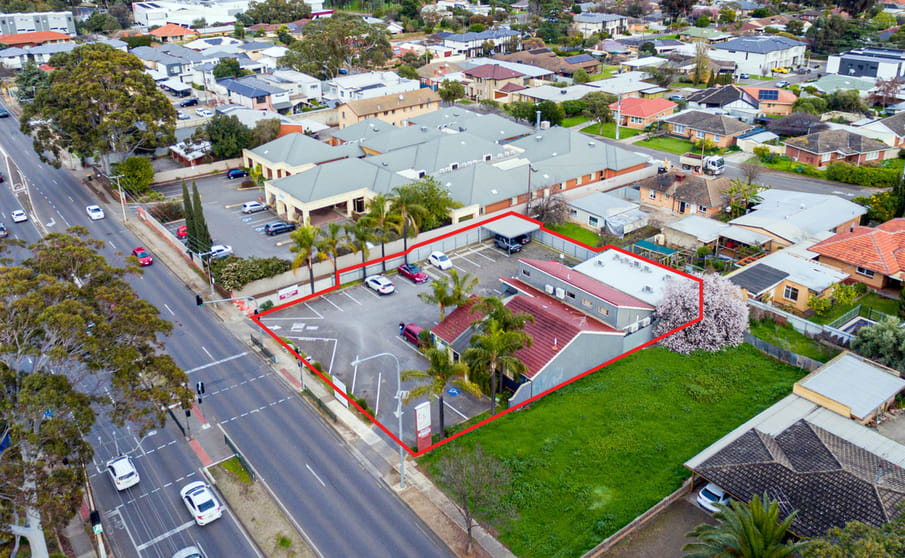 Click to view all images 567 Lower North East Road Campbelltown SA 5074 - Image 2