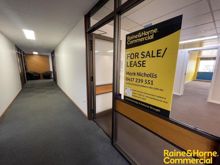 Click to view all images 4/55-57 Lathlain Street Belconnen ACT 2617 - Image 1