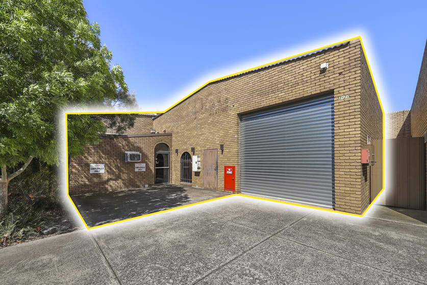 Click to view all images 3/27 Winterton Road Clayton VIC 3168 - Image 2