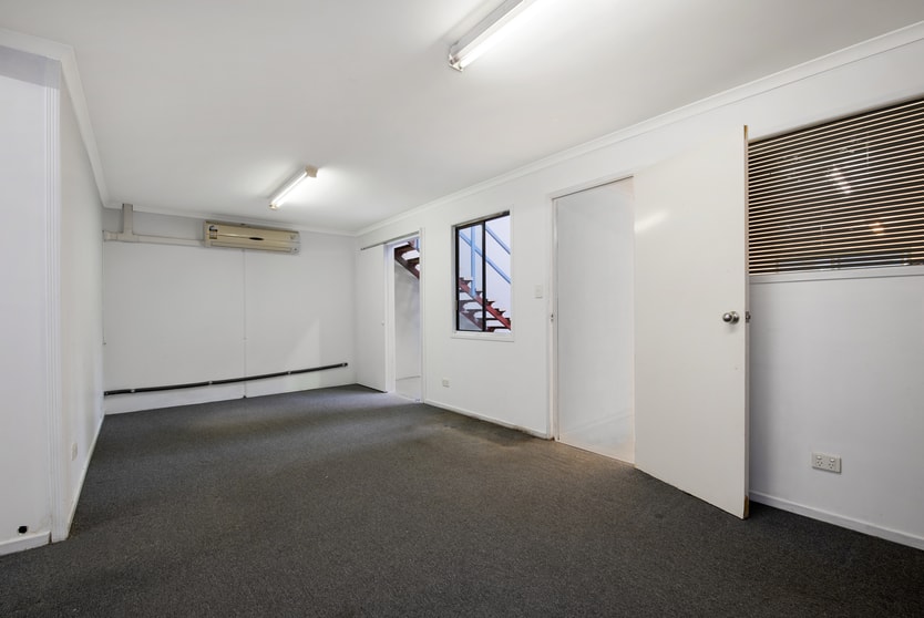 Click to view all images 5/13 Newspaper Place Maroochydore QLD 4558 - Image 3