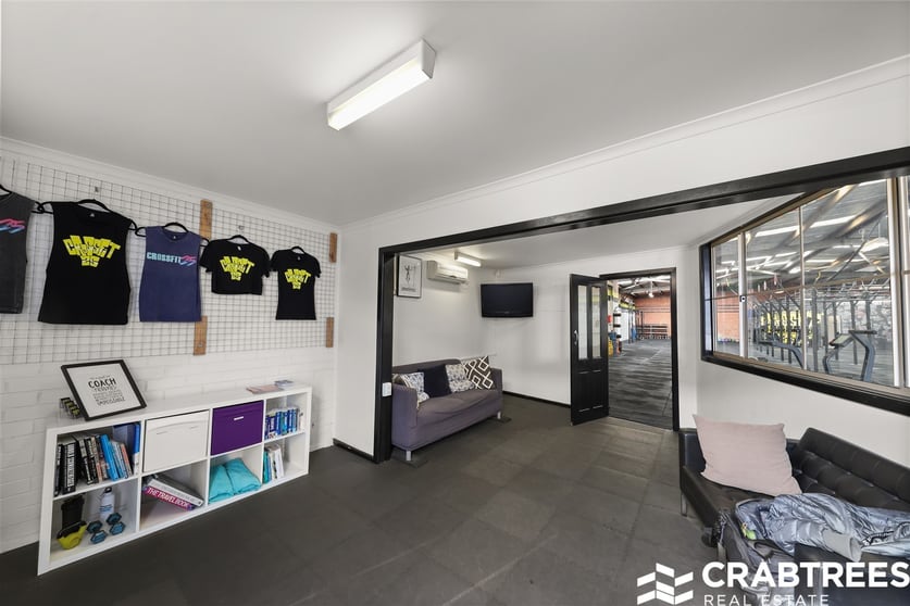 Click to view all images 40 Shafton Street Huntingdale VIC 3166 - Image 3
