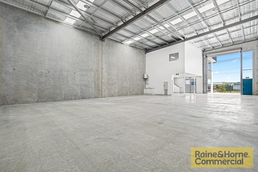 Click to view all images 2/60-62 Grice Street Clontarf QLD 4019 - Image 2