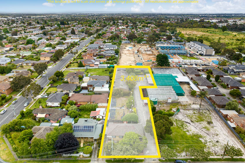 Click to view all images 1-9/9A Coombs Avenue Oakleigh South VIC 3167 - Image 2