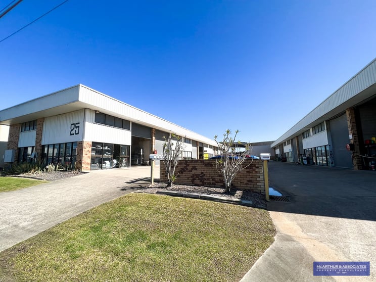 Click to view all images Clontarf QLD 4019 - Image 1