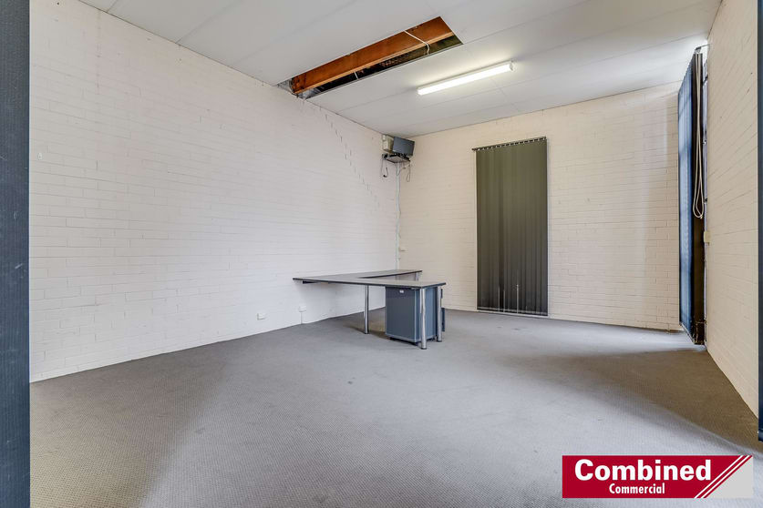 Click to view all images 4/13 Grahams Hill Road Narellan NSW 2567 - Image 3