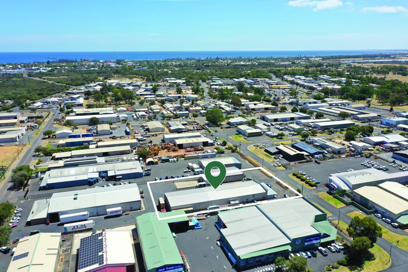 Click to view all images 12 Kershaw Street Busselton WA 6280 - Image 1