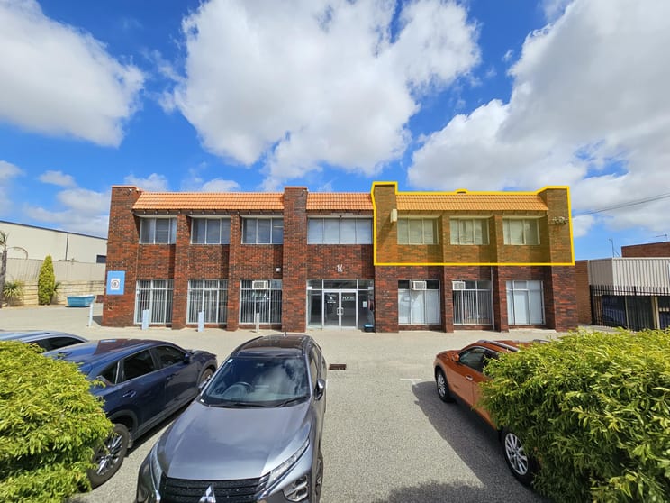 Click to view all images 10/16 Dallamarta Road Wangara WA 6065 - Image 1