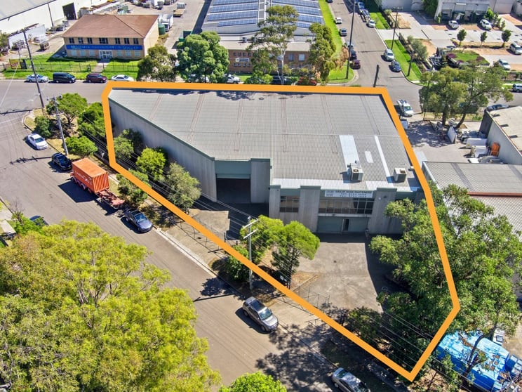 Click to view all images 14 Boola Avenue Yennora NSW 2161 - Image 1