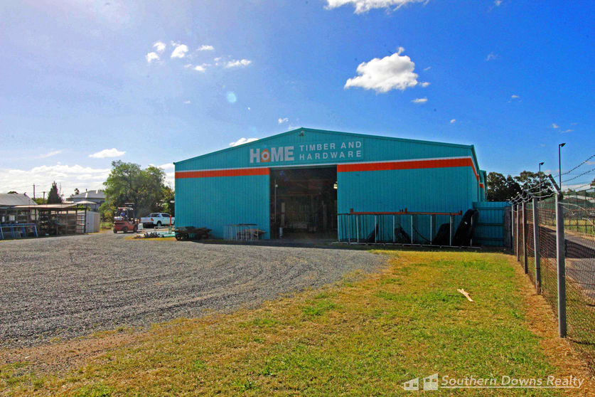 Click to view all images 48 Fitzroy Street Warwick QLD 4370 - Image 3
