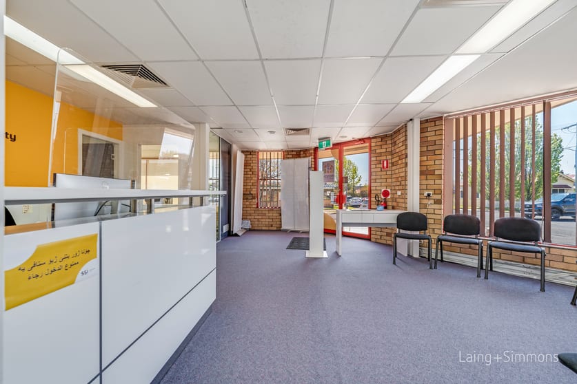 Click to view all images 1/84 Beardy Street Armidale NSW 2350 - Image 2
