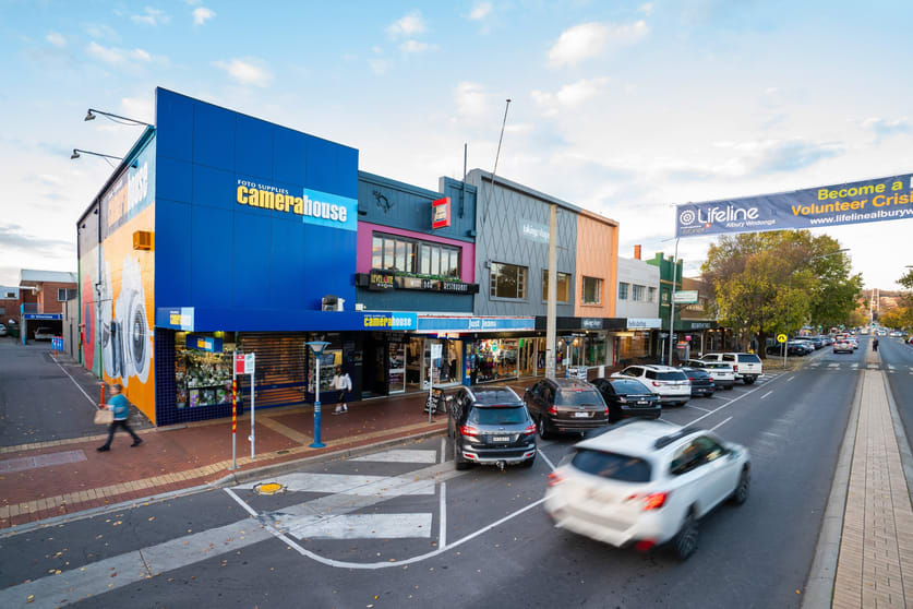Click to view all images 492 Dean Street Albury NSW 2640 - Image 2