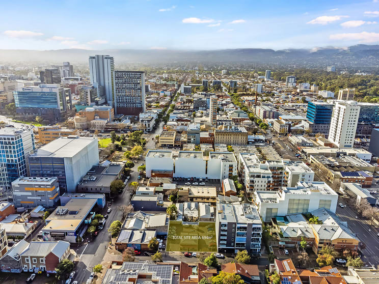 Click to view all images 14 Norman Street Adelaide SA 5000 - Image 3