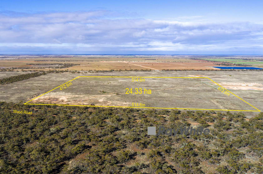 Click to view all images 29 Wood Road Koorlong VIC 3501 - Image 1