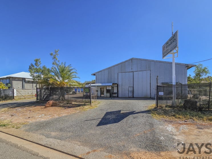 19 Traders Way Mount Isa QLD 4825 - Image 3