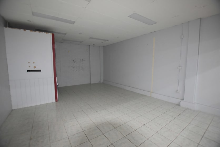 Click to view all images 5/36 George Street Moe VIC 3825 - Image 2