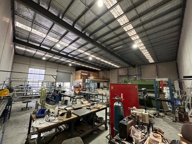 Click to view all images Factory 17/87 Hallam South Road Hallam VIC 3803 - Image 3