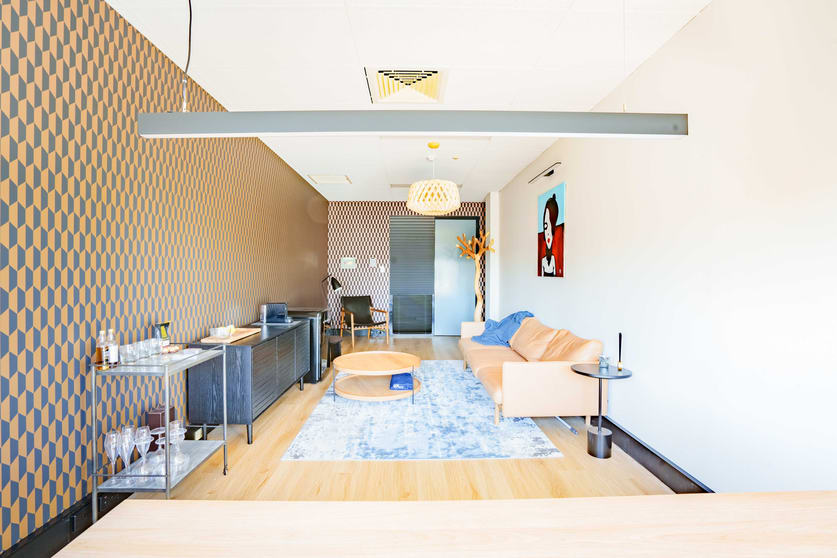 Click to view all images 37/18 Stirling Highway Nedlands WA 6009 - Image 2