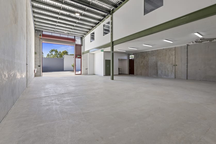 Click to view all images 6/33-35 Daintree Drive Redland Bay QLD 4165 - Image 3