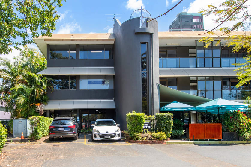 Click to view all images 11/11 Karp Court Bundall QLD 4217 - Image 1