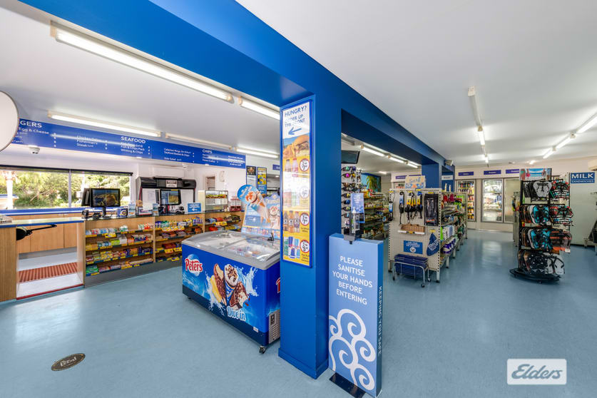 Click to view all images 150 Scenic Highway Lammermoor QLD 4703 - Image 3