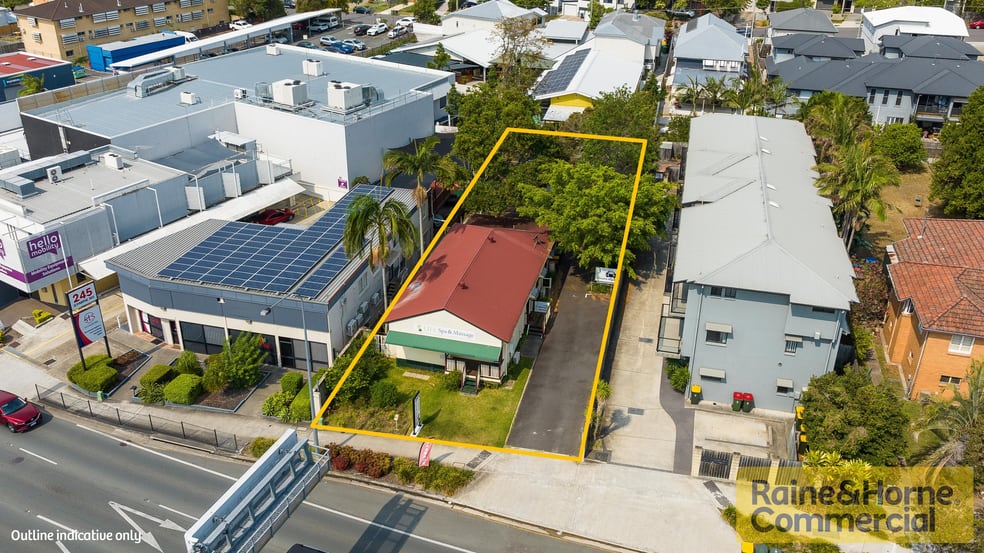 Click to view all images 241 Gympie Road Kedron QLD 4031 - Image 1