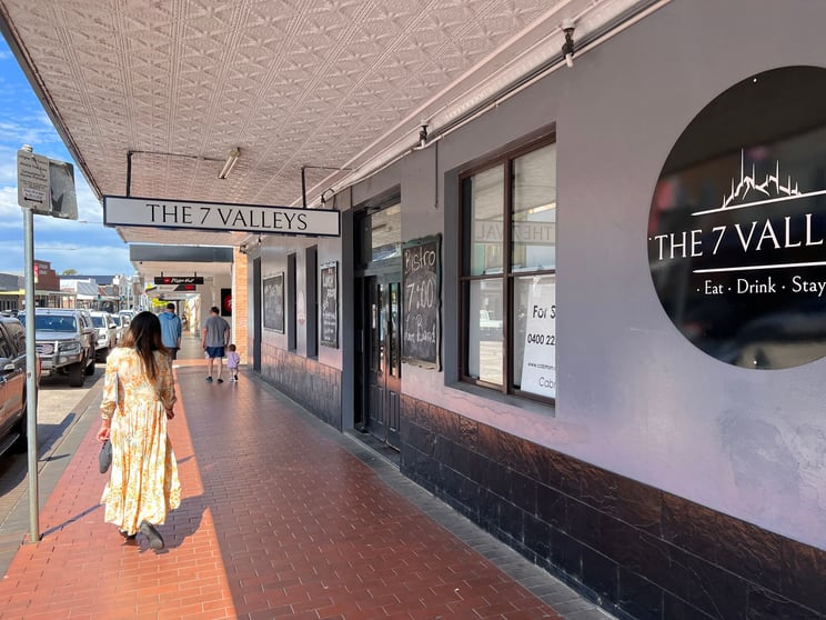 Click to view all images 130 Main Street Lithgow NSW 2790 - Image 2