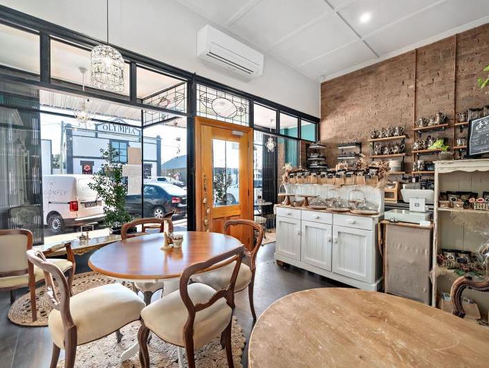Click to view all images Commercial Investment/33 Station Street Weston NSW 2326 - Image 2