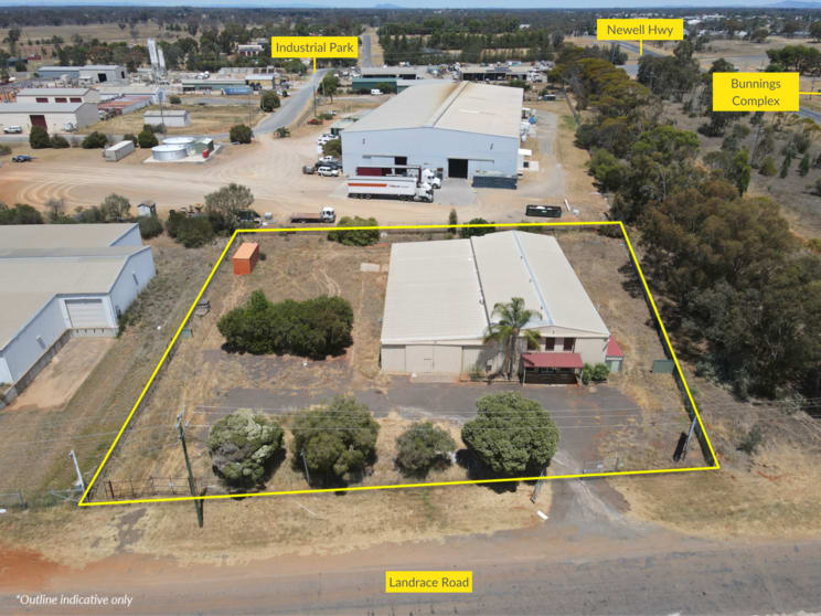 Click to view all images 19 Landrace Road Forbes NSW 2871 - Image 1