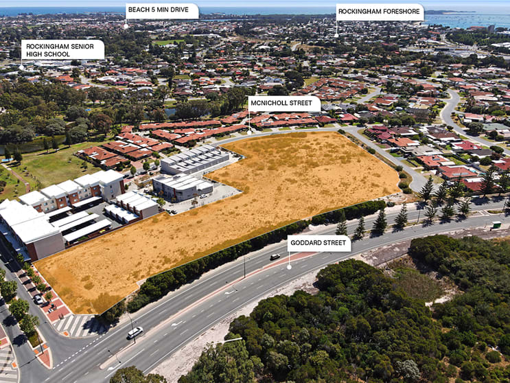 Click to view all images 7 McNicholl Street Rockingham WA 6168 - Image 3