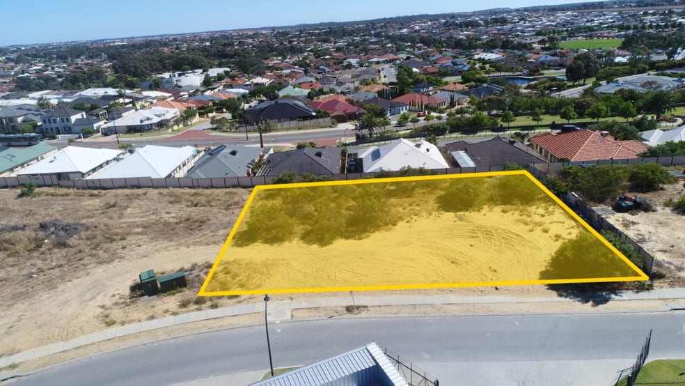 Click to view all images 62 Boranup Avenue Clarkson WA 6030 - Image 2