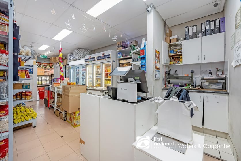 Click to view all images 3/2-6 Kendall Street Harris Park NSW 2150 - Image 3