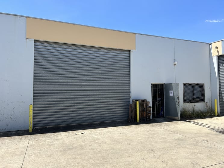 Click to view all images 5/57 Reserve Road Melton VIC 3337 - Image 1