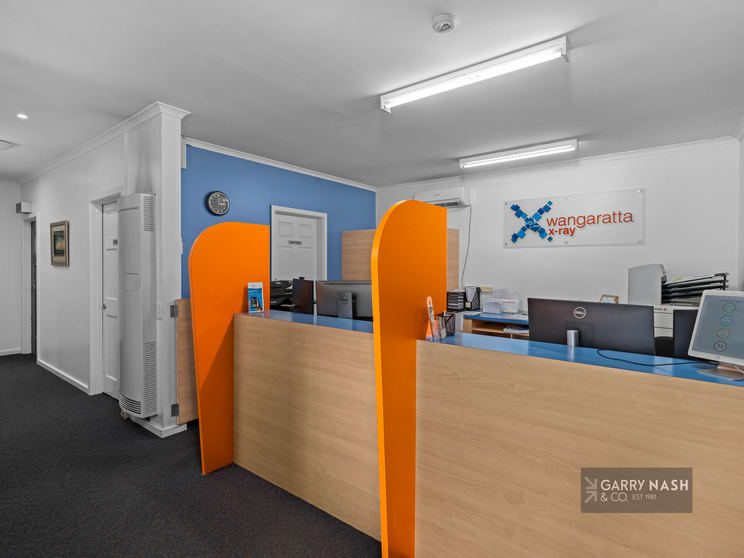 Click to view all images 101 Rowan Street Wangaratta VIC 3677 - Image 2