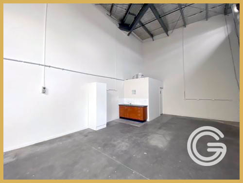 Click to view all images 4/68 Lambeck Drive Tullamarine VIC 3043 - Image 2