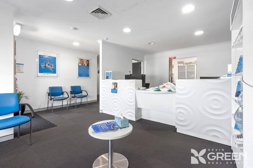 Click to view all images 2 France Street Mandurah WA 6210 - Image 1